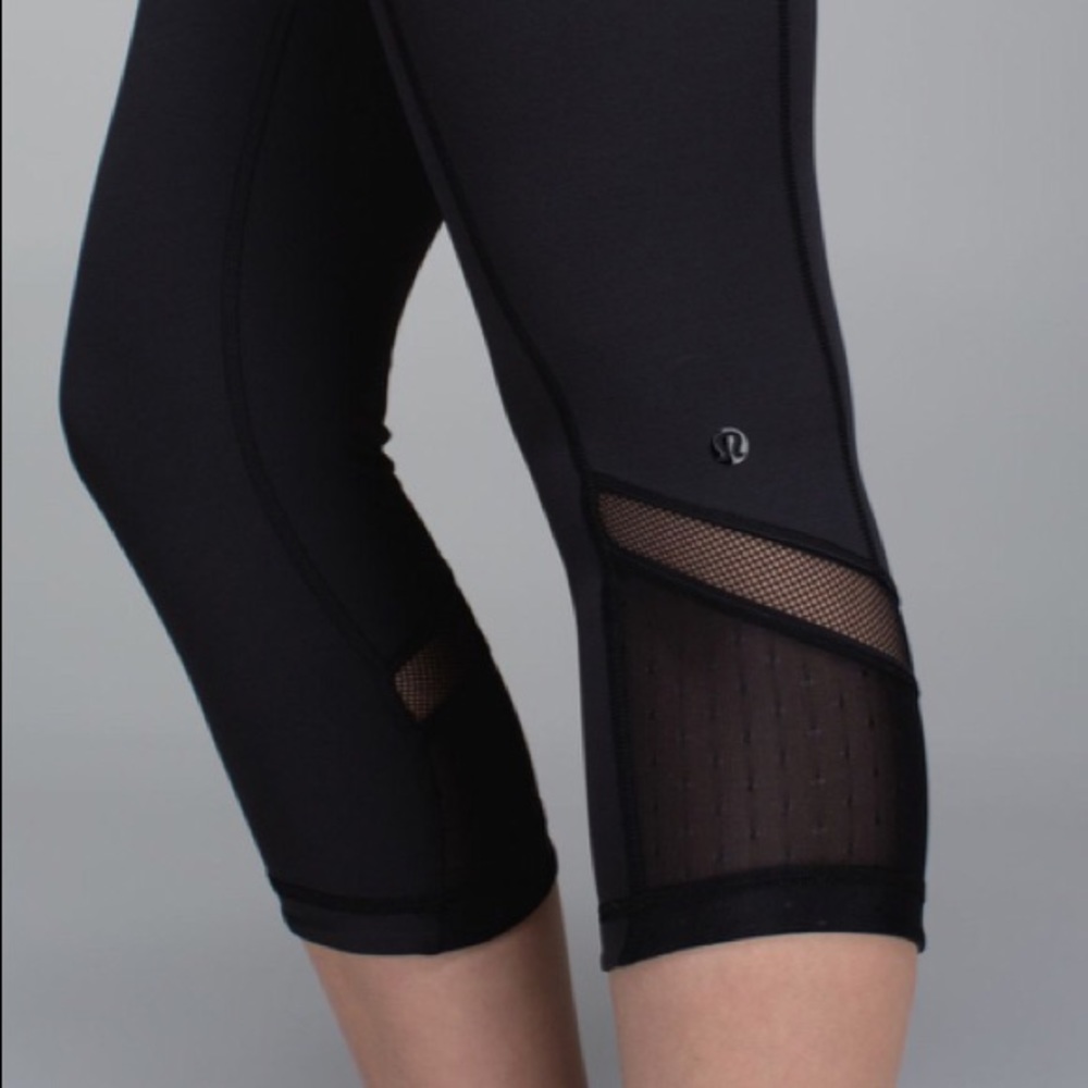 Lululemon Just Breathe Crop - Picture 1 of 8